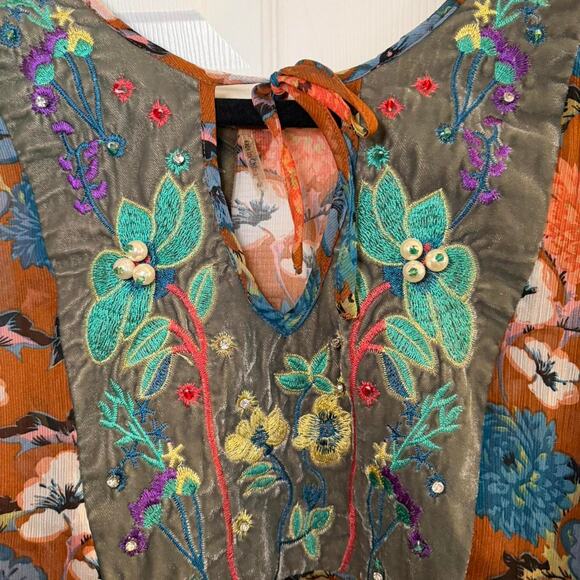NWT Aratta Silent Journey Embroidered Boho Tunic Top | Floral Peplum Blouse - Picture 3 of 8